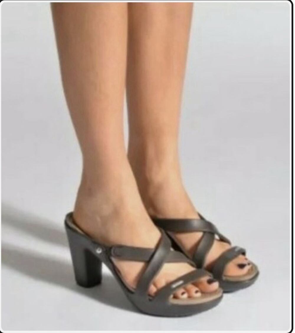 Crocs Women's Size 8 Heels Cyprus IV Brown Strappy Sandals Shoes